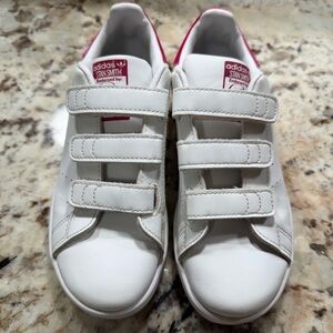 Adidas Girl White Sneakers with Pink Details